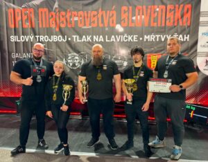 Ilyen valójában az erőemelés világa