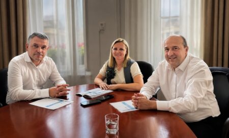 Komárom polgármesterei országgyűlési képviselővel egyeztettek