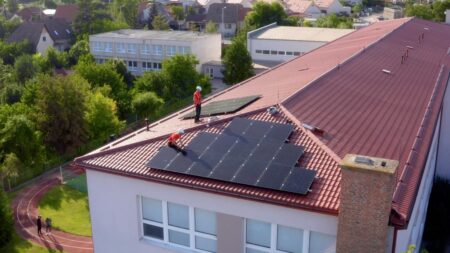 Komárno znižuje náklady na energie pomocou fotovoltiky
